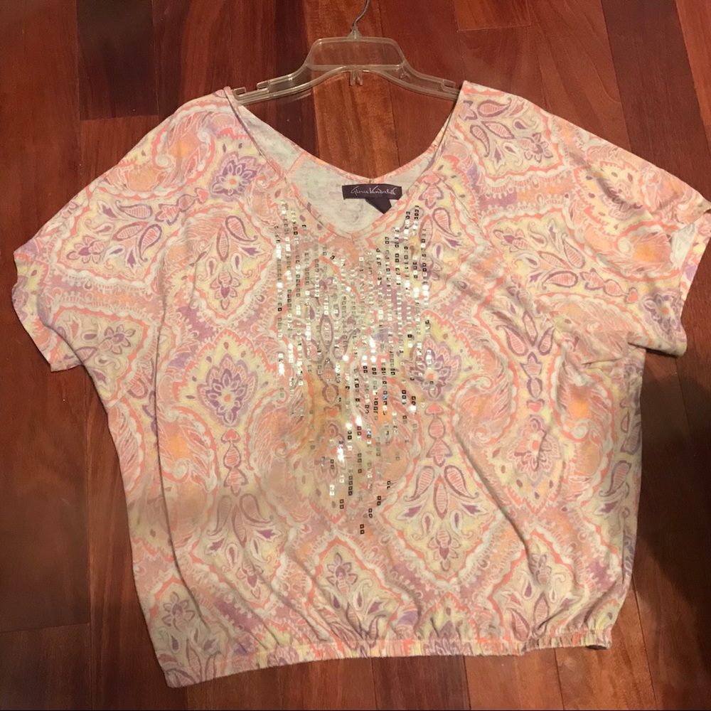 Gloria Vanderbilt Peach/orange blouse with sequins